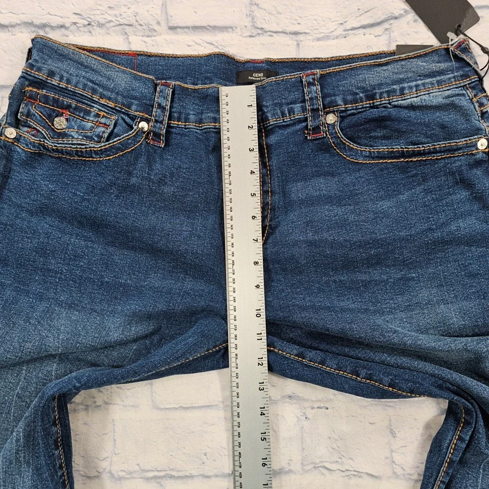 True Religion Geno Big T Flap Relaxed Slim Jeans MENS 40X33 Indigo Blue 106709